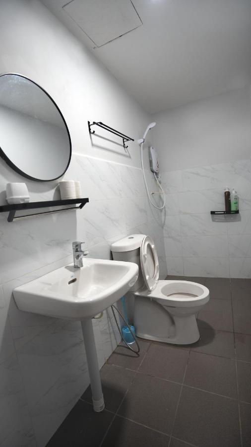 Апартаменти Bubble House Semporna 泡泡屋 Екстер'єр фото
